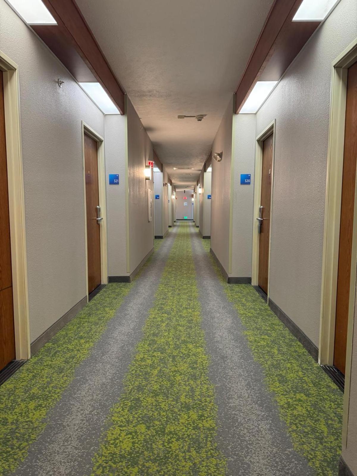 Hotel Wyndham Garden Anchorage Airport Exterior foto